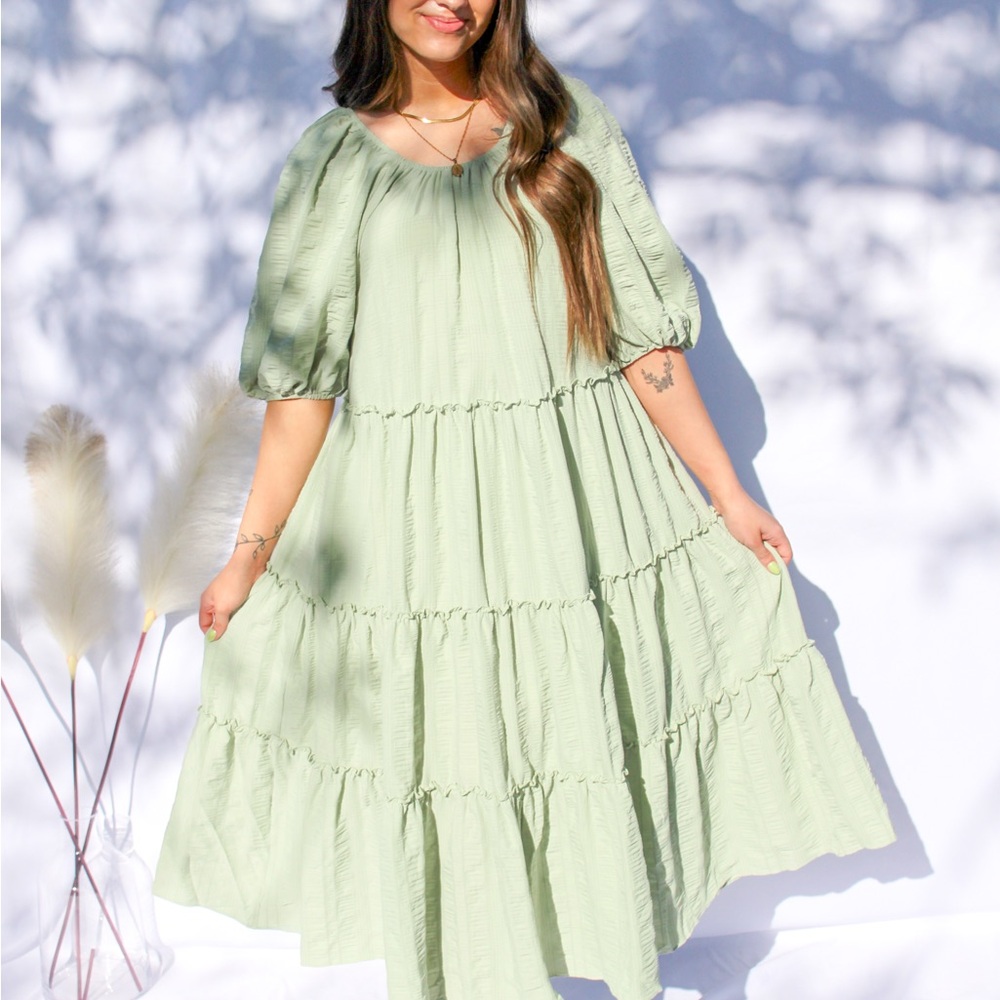 Elegant Green Tiered Dress